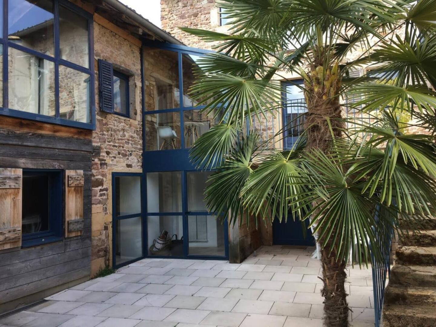 Lumineuse Et Spacieuse Maison Style Loft Saint-Amour-Bellevue Bagian luar foto