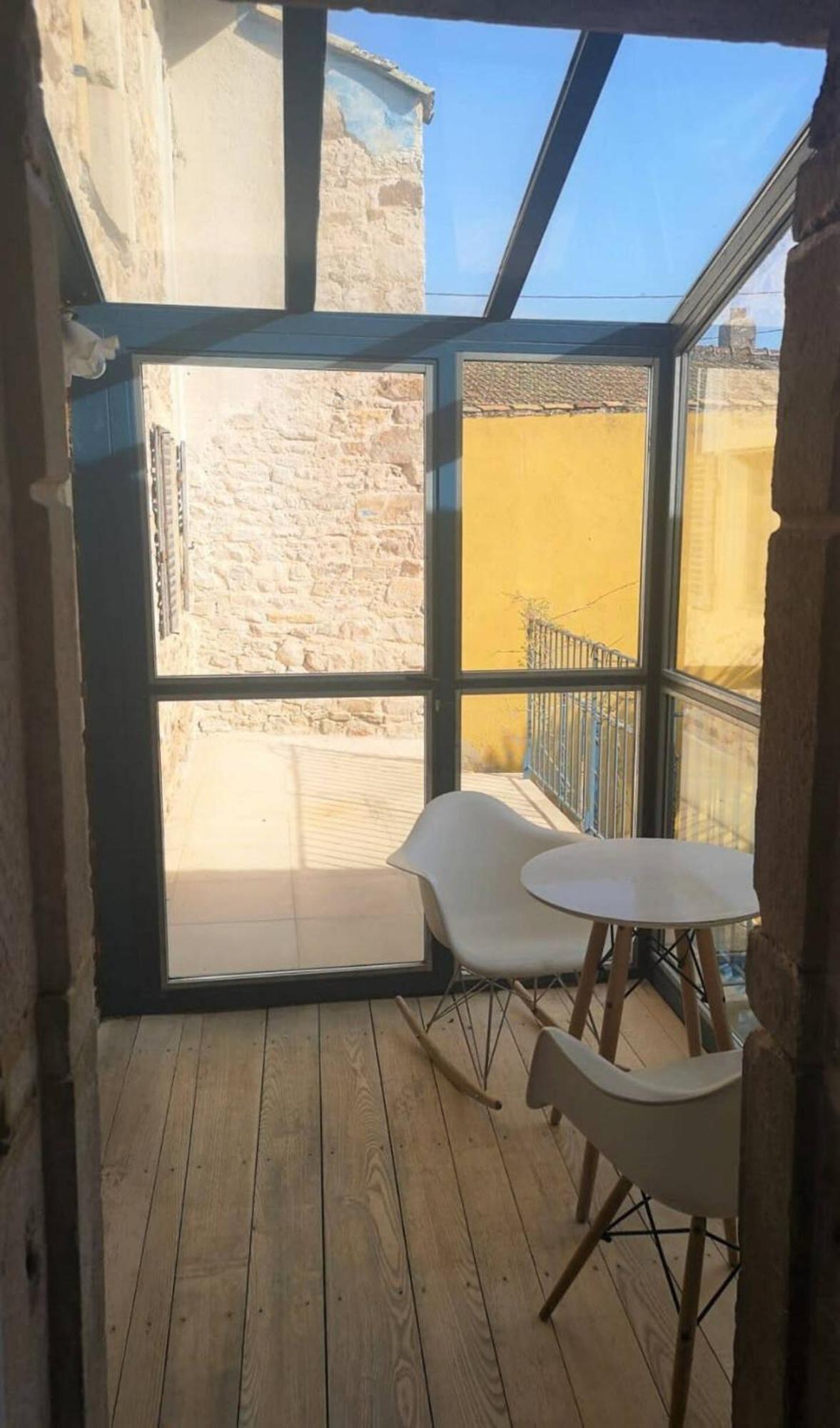 Lumineuse Et Spacieuse Maison Style Loft Saint-Amour-Bellevue Bagian luar foto